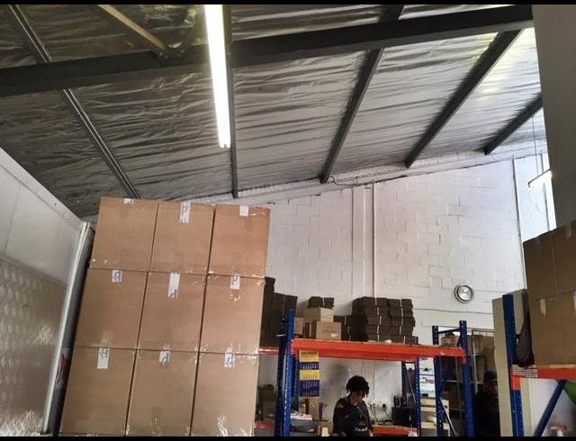 281M² WAREHOUSE RENTED IN WESTLAKE